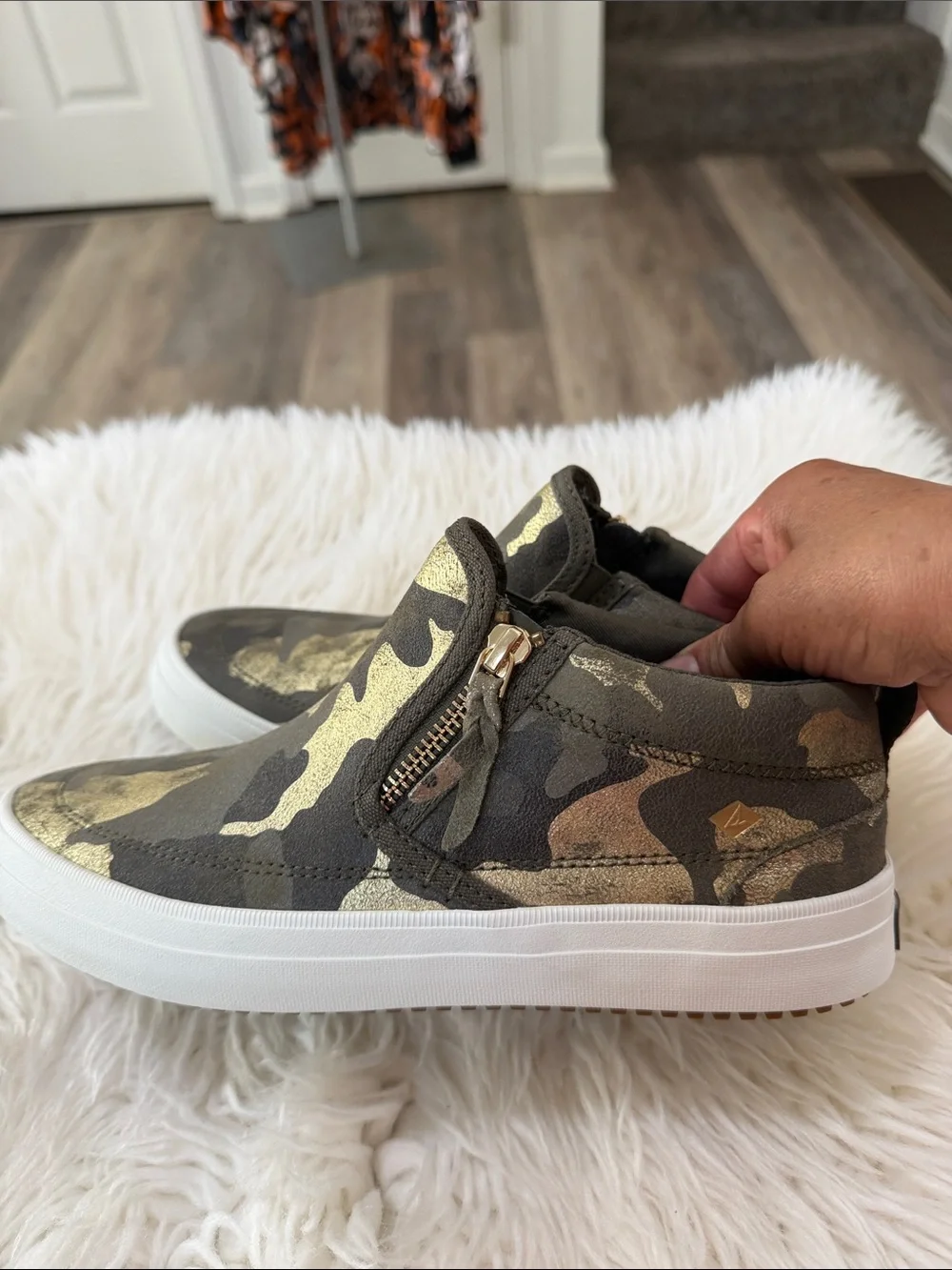 Sperry Camouflage Gold and Olive Slip-On Flats Size 7.5 NWOT